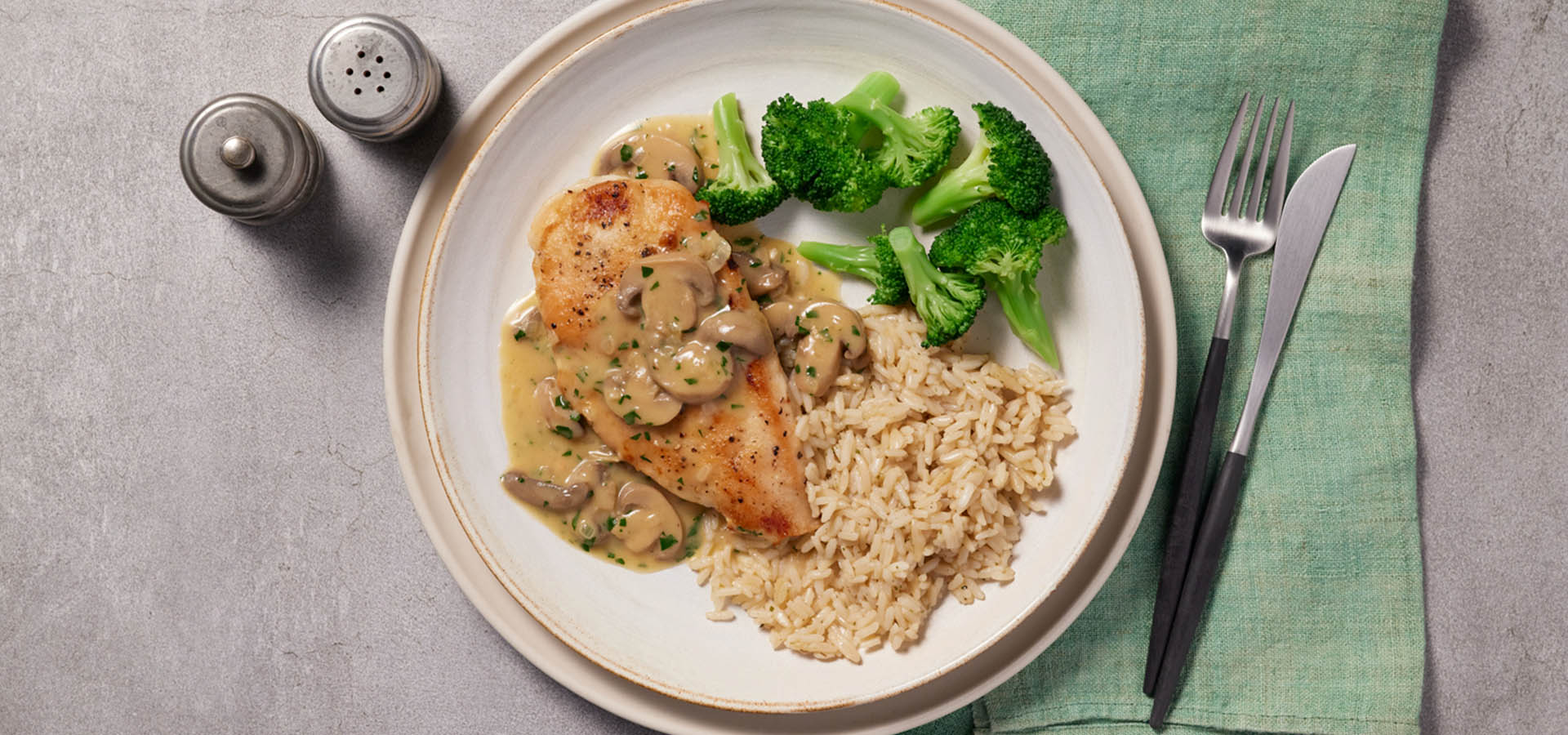 Chicken with Mushroom Pan Sauce